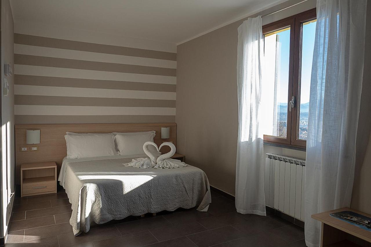 Agriturismo La Pietra 1 E La Pietra 2 Специя Екстериор снимка