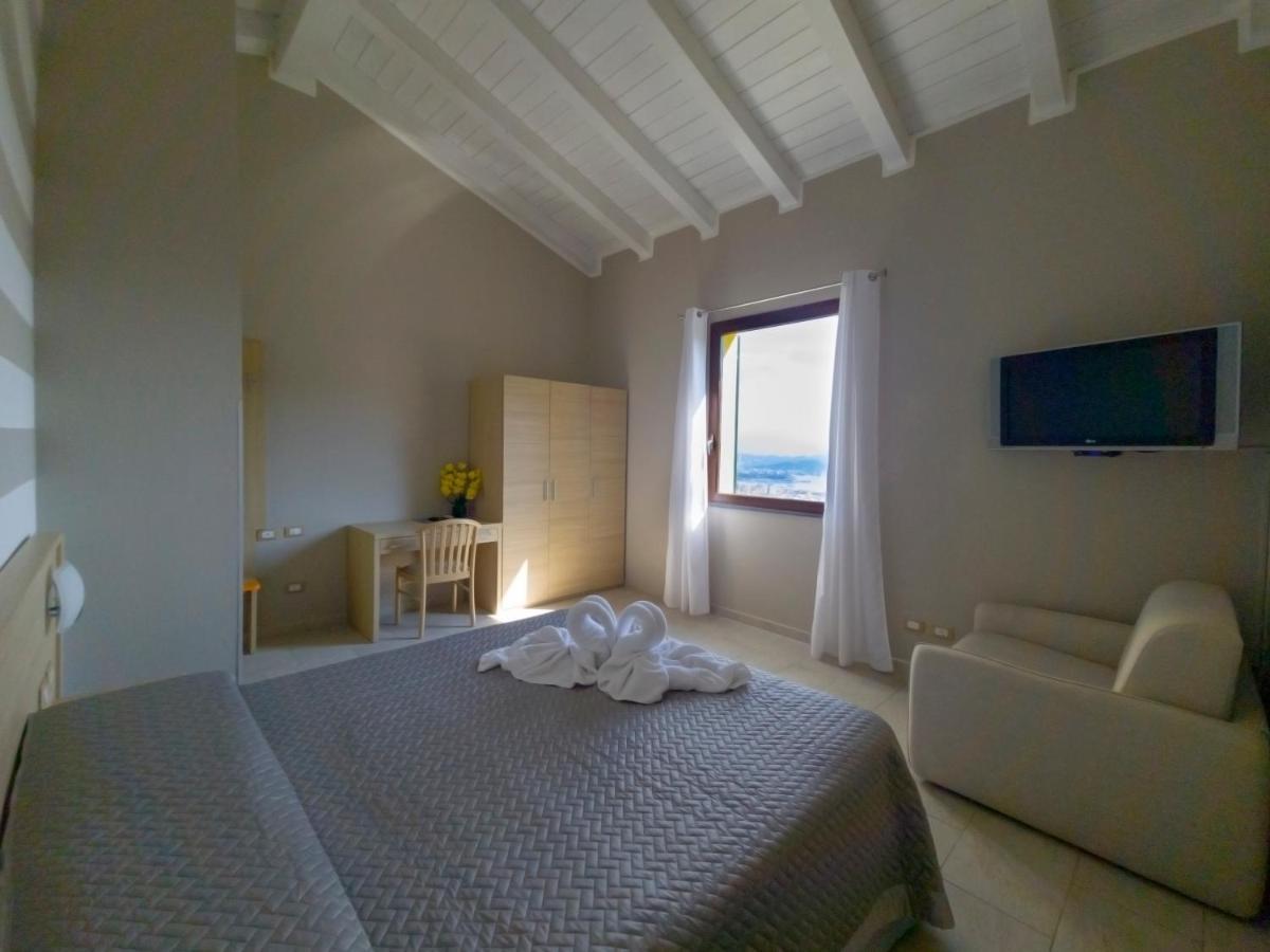 Agriturismo La Pietra 1 E La Pietra 2 Специя Екстериор снимка