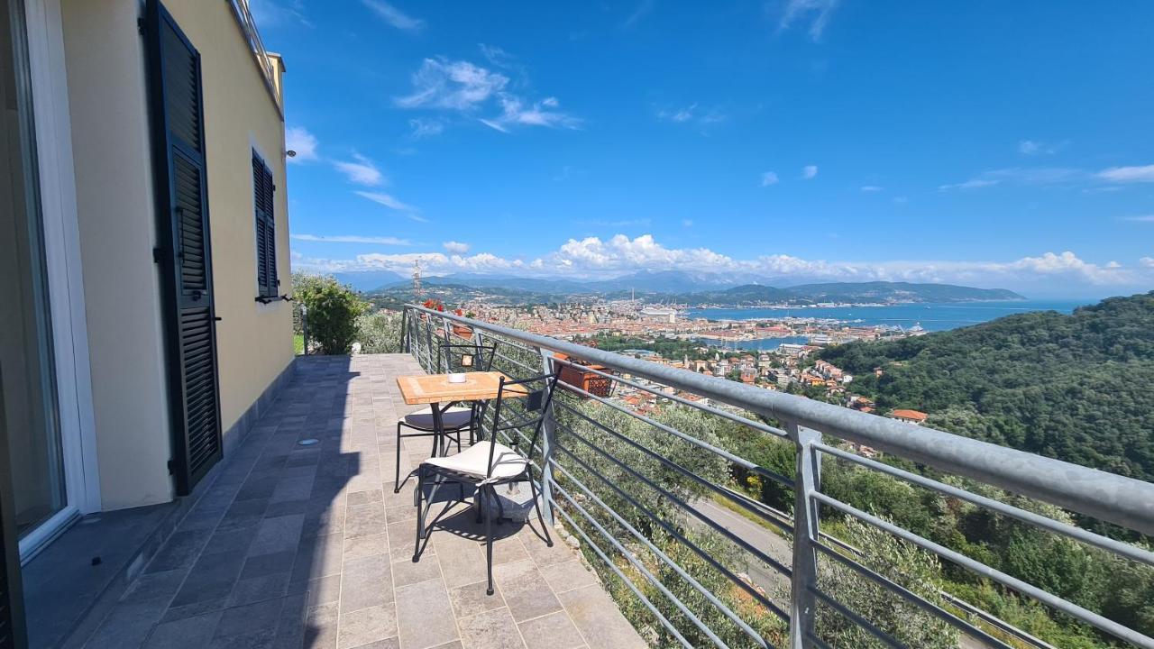 Agriturismo La Pietra 1 E La Pietra 2 Специя Екстериор снимка